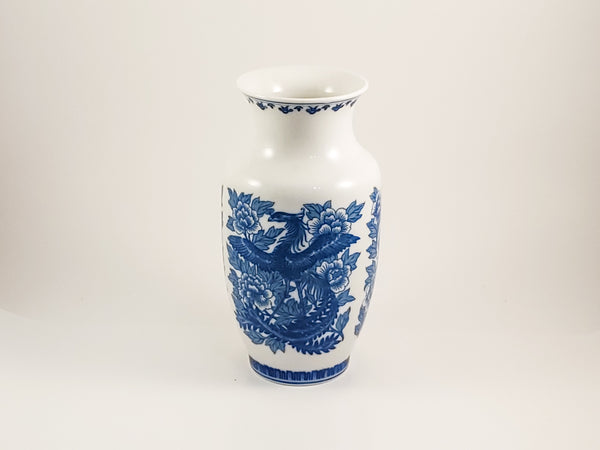 LiLing White and Blue Vase